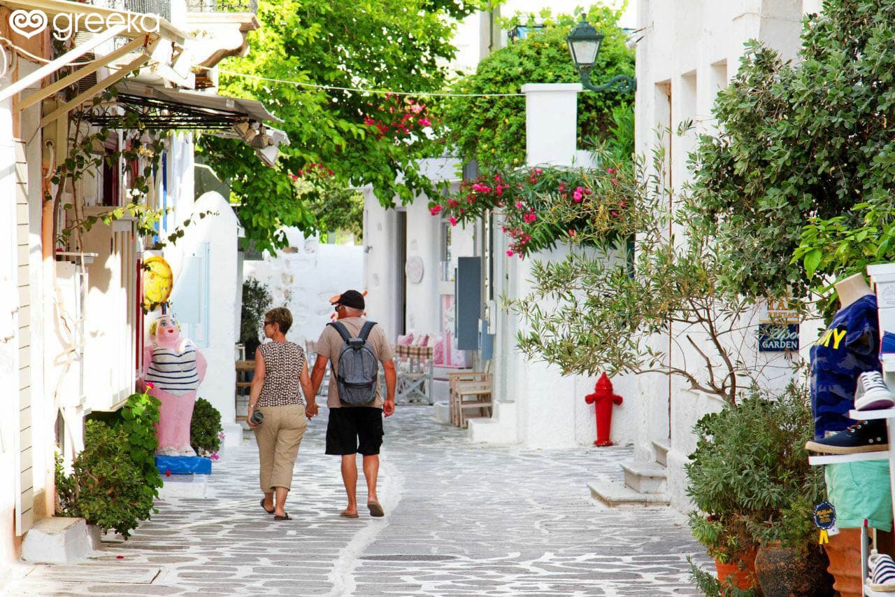 Paesaggio costiero dell'isola di Paros, Grecia