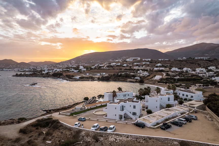Noleggio auto a Auto consegnata presso il Suo hotel a Paros, Paros