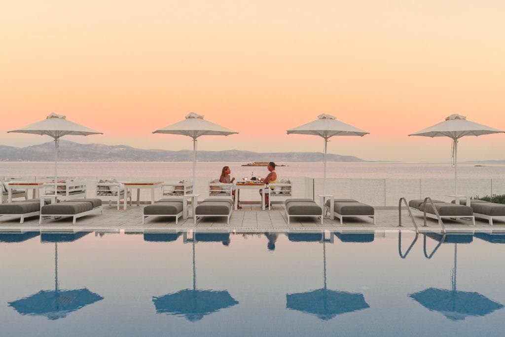 Noleggio auto a Auto consegnata presso il Suo hotel a Paros, Paros
