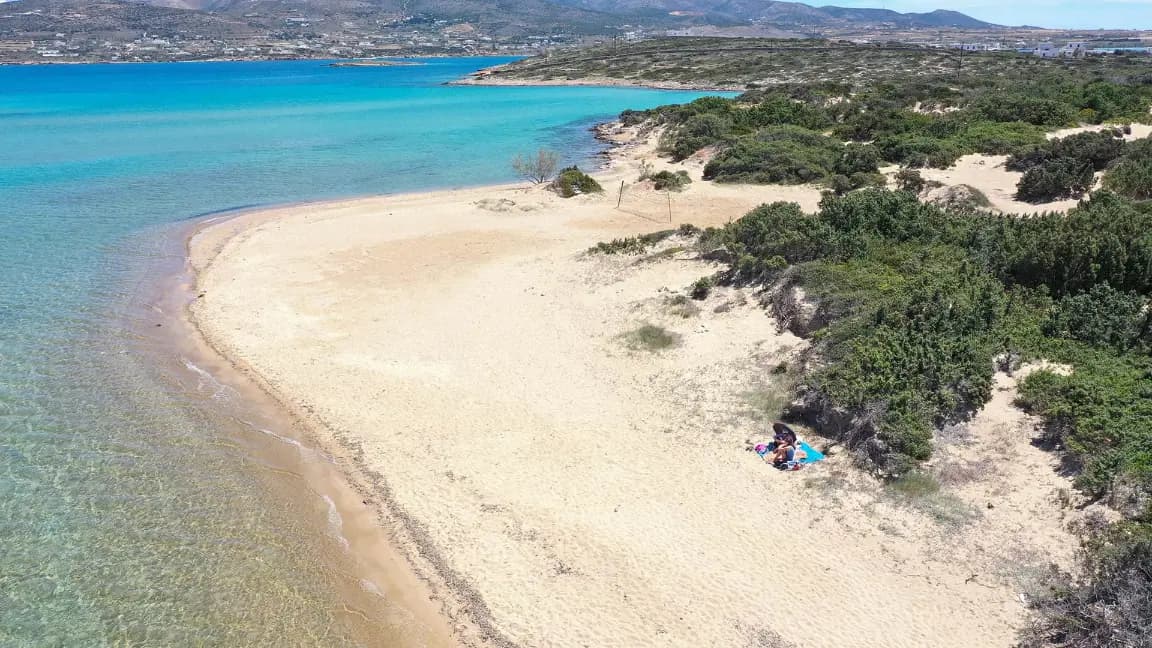 Küstenlandschaft auf der Insel Paros, Griechenland
